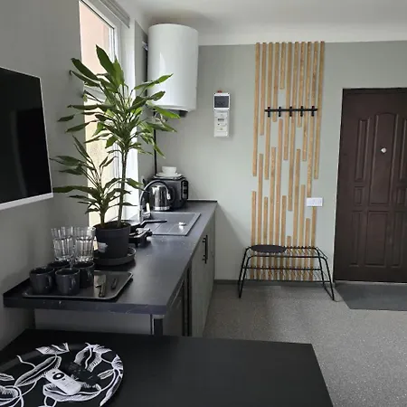 Apartamento Old Over The River, Free Parking, Up To 4ppl. Self Check-in\out *