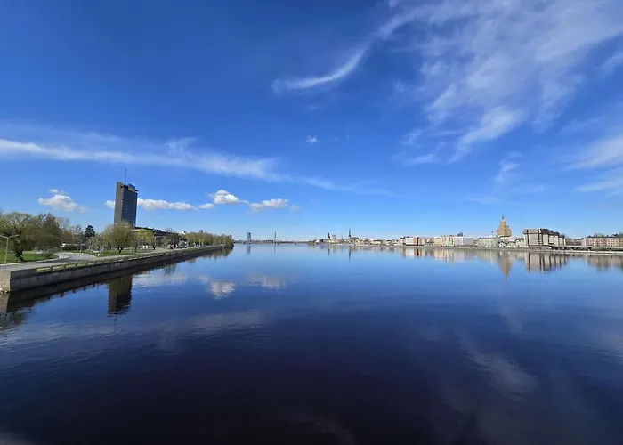 Appartement Old Over The River, Free Parking, Up To 4ppl. Self Check-in\out Riga